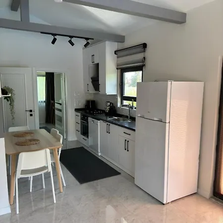 Semesterbostad Casa Itki *